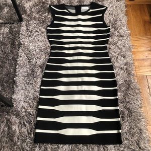Calvin Klein Black & White Knit Dress sz. S